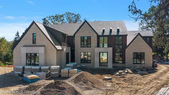 Property Photo:  6560 Red Maple Lane  MI 48301 3224 