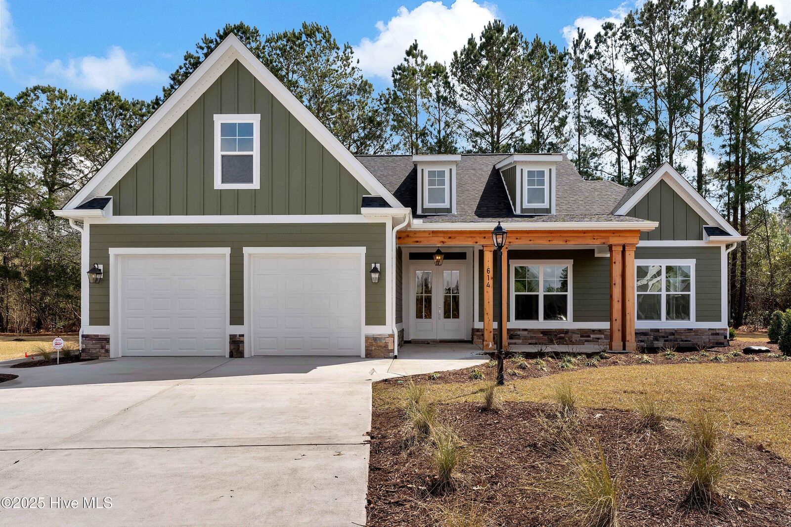 Property Photo:  614 Bingham Court NW  NC 28467 