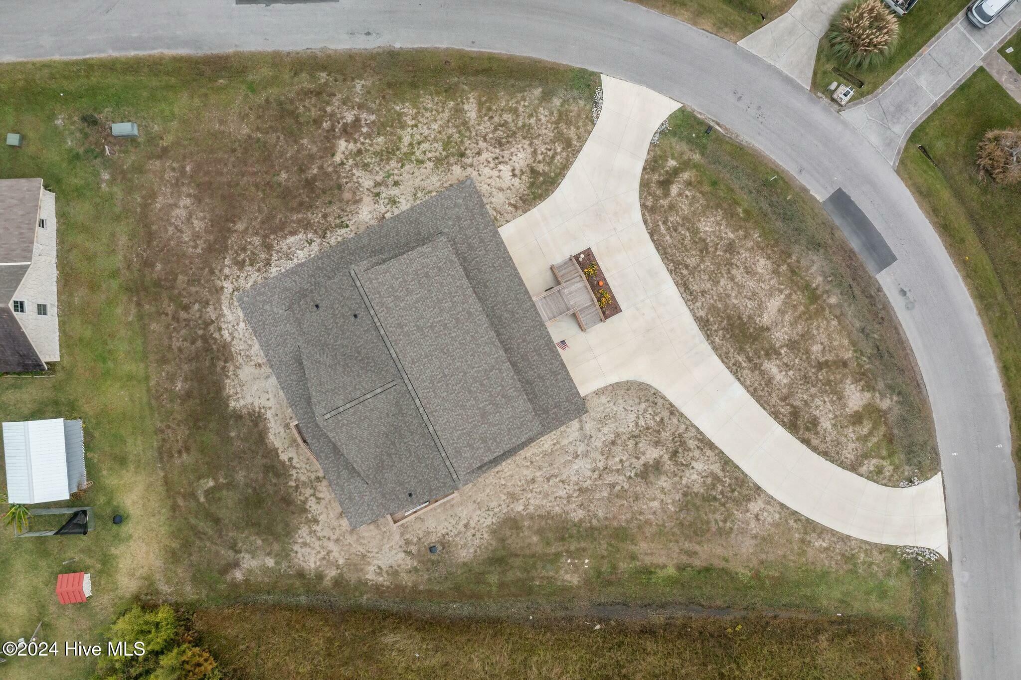 Property Photo: 202 Topsail Watch Drive NC 28443
