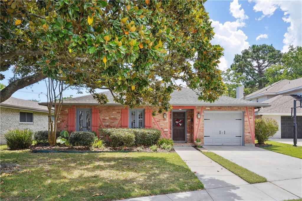 Property Photo: 4821 Jeannette Drive LA 70003
