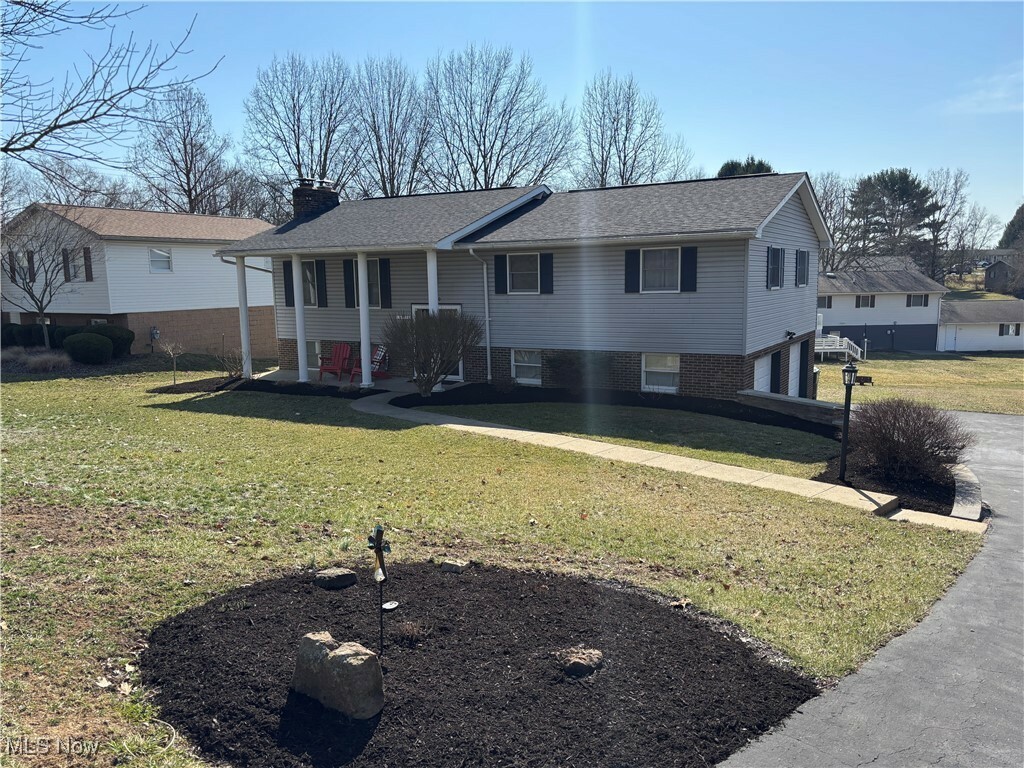 1590 Coachlite Circle  Nashport OH 43830 photo