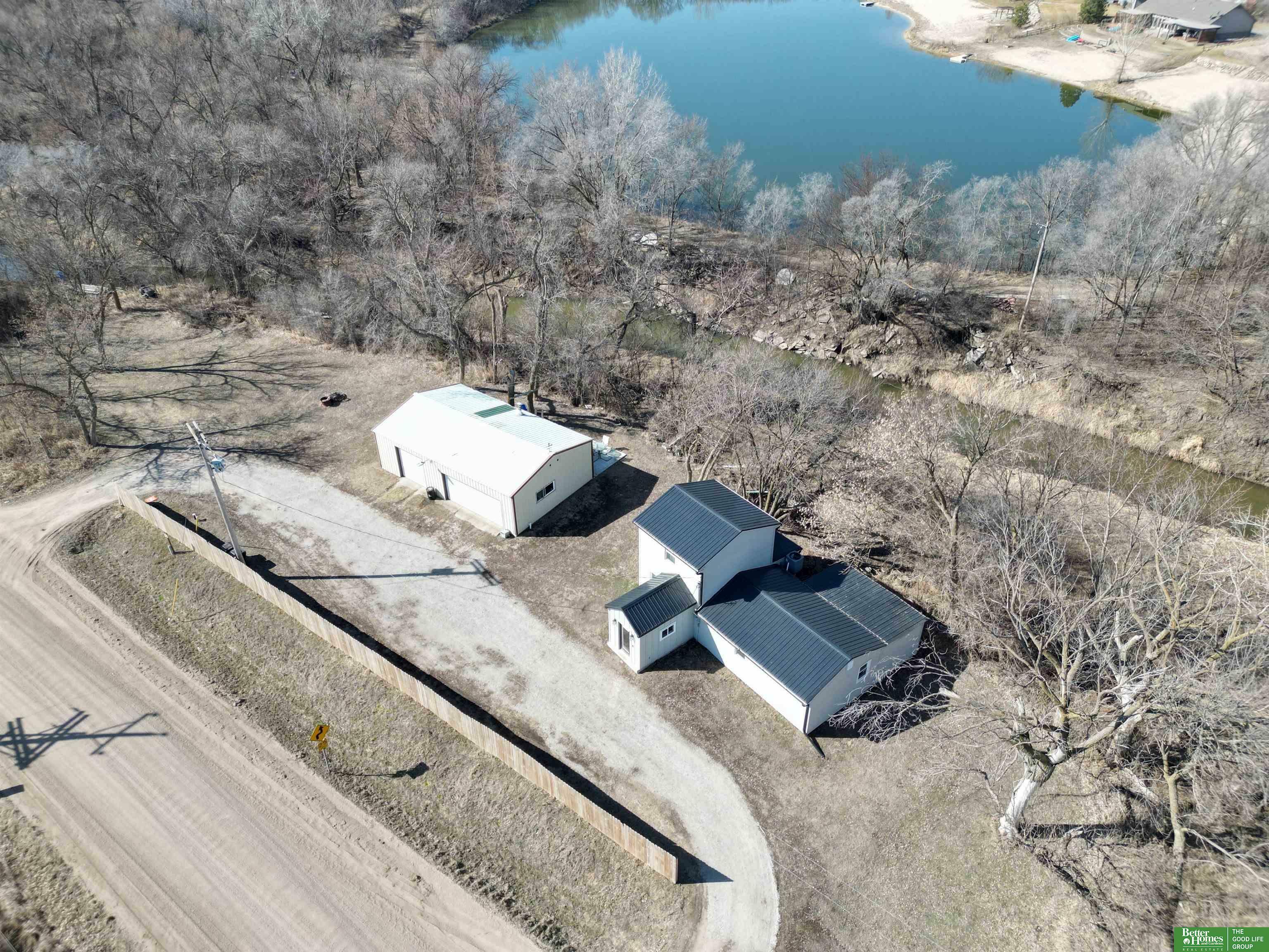 Property Photo: 418 Road M Road NE 68401