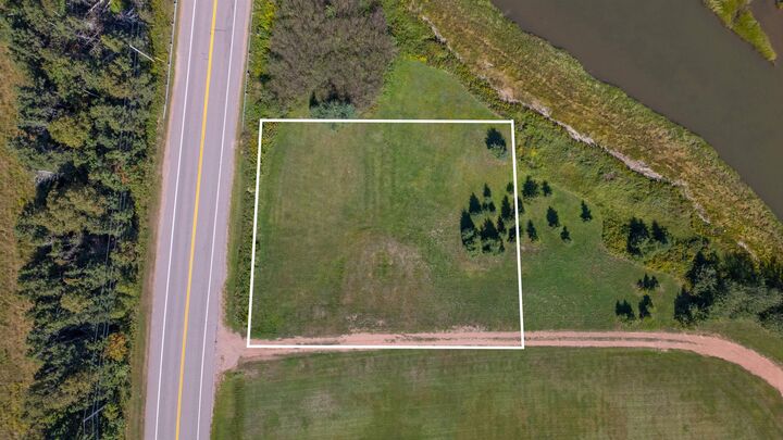 Property Photo: 1700 Trans Canada Highway PE C0A 1R0