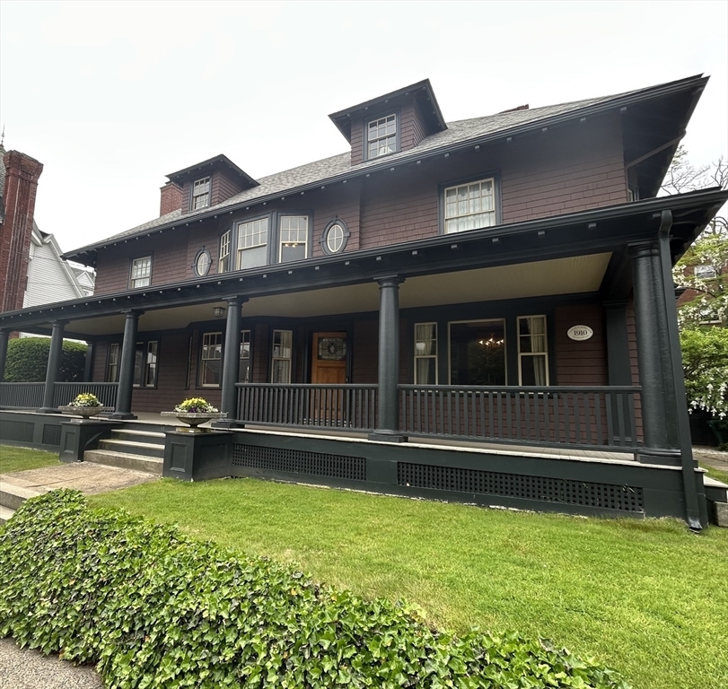 Property Photo:  17 Wave Street  MA 01902 
