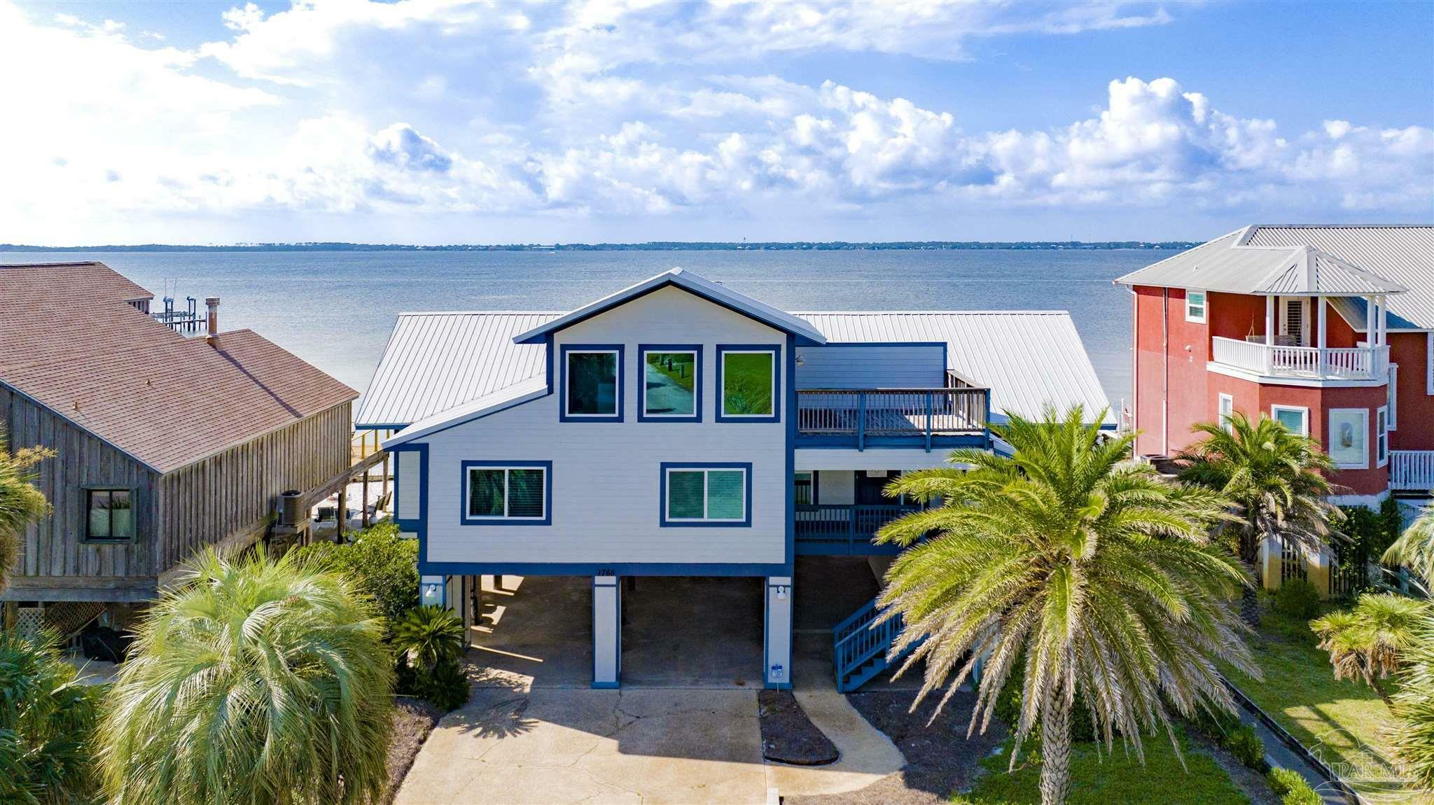 Property Photo: 1765 Ensenada Dos FL 32561
