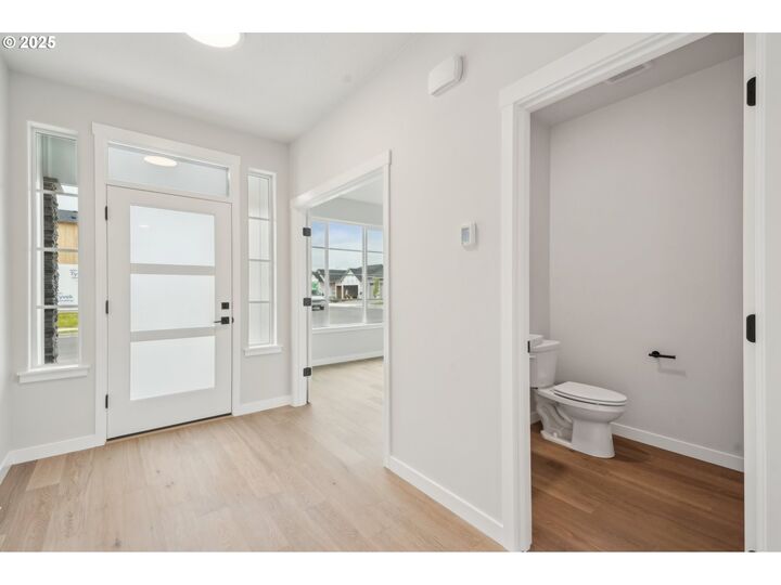 Property Photo:  4321 N 11th Way  WA 98642 