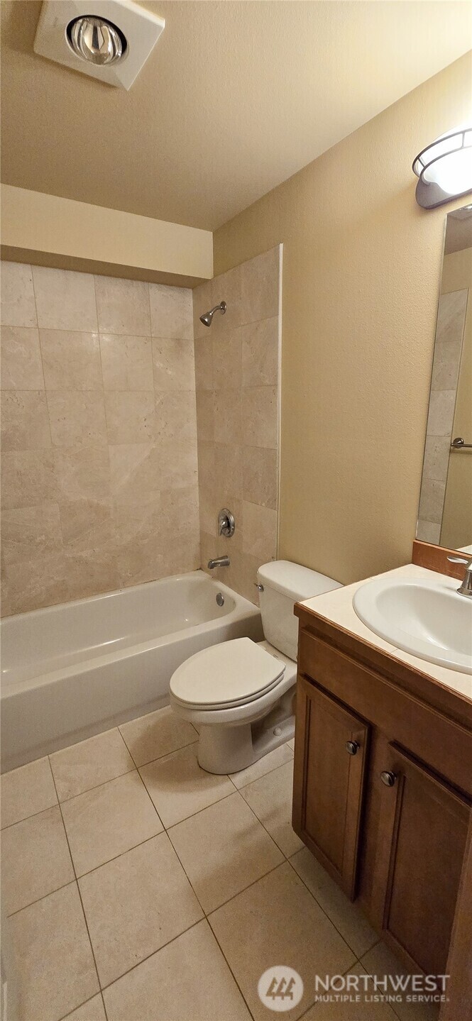Property Photo:  10738  Whitman Avenue N  WA 98133 