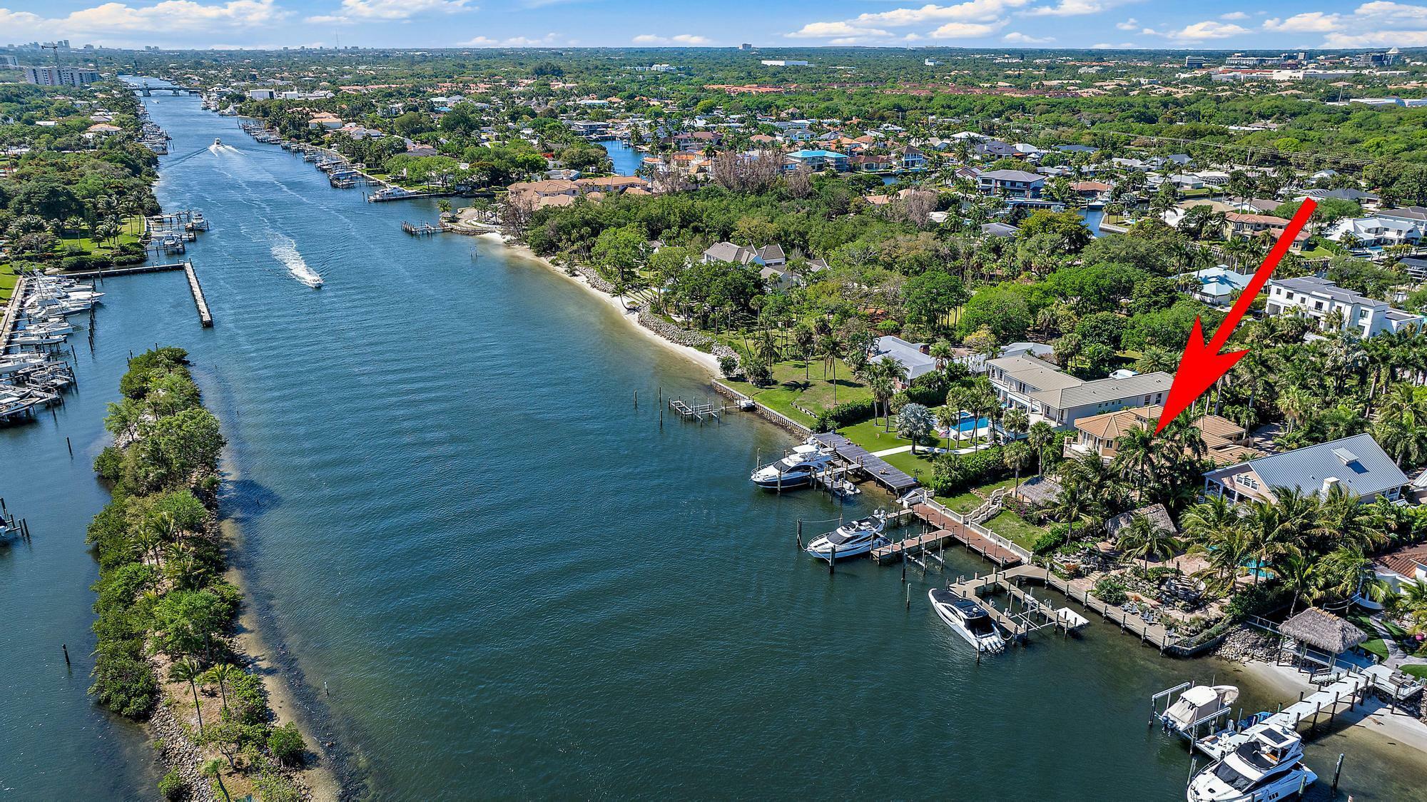 Property Photo: 12428 Coconut Row Road FL 33410