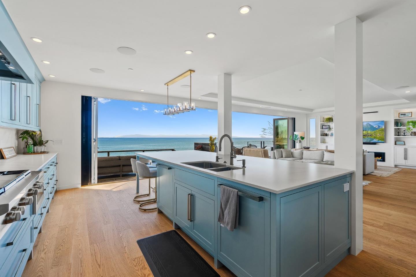 Property Photo: 108 Grove Lane CA 95010
