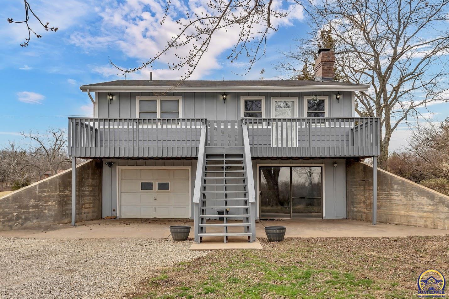 Property Photo: 8709 Cedar Ln KS 66070