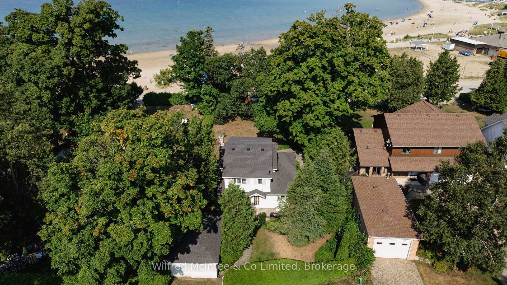 Property Photo:  606 Izzard Road  ON N0H 2C5 