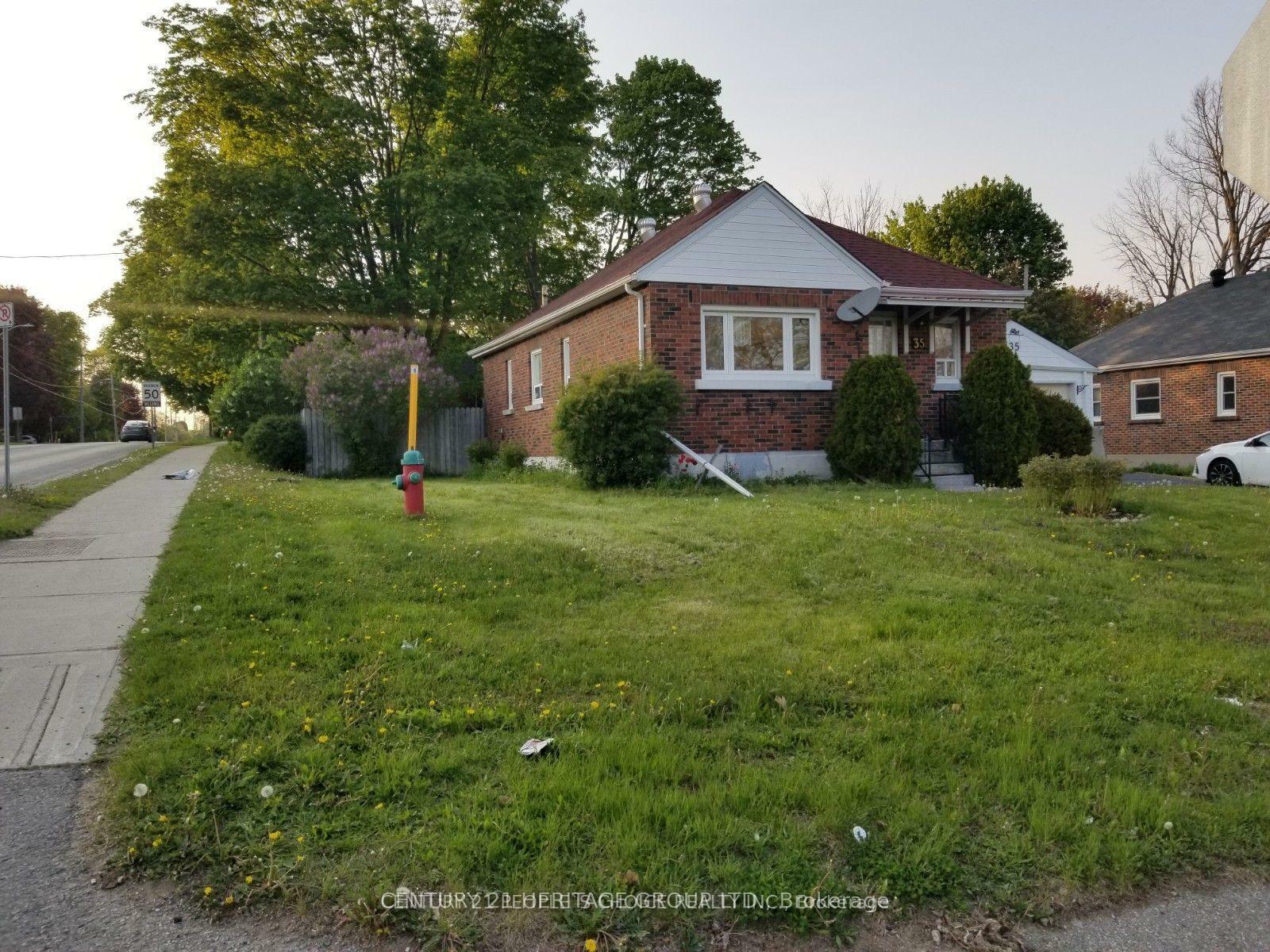 Property Photo: 35 Argyle Avenue ON L3V 2V5