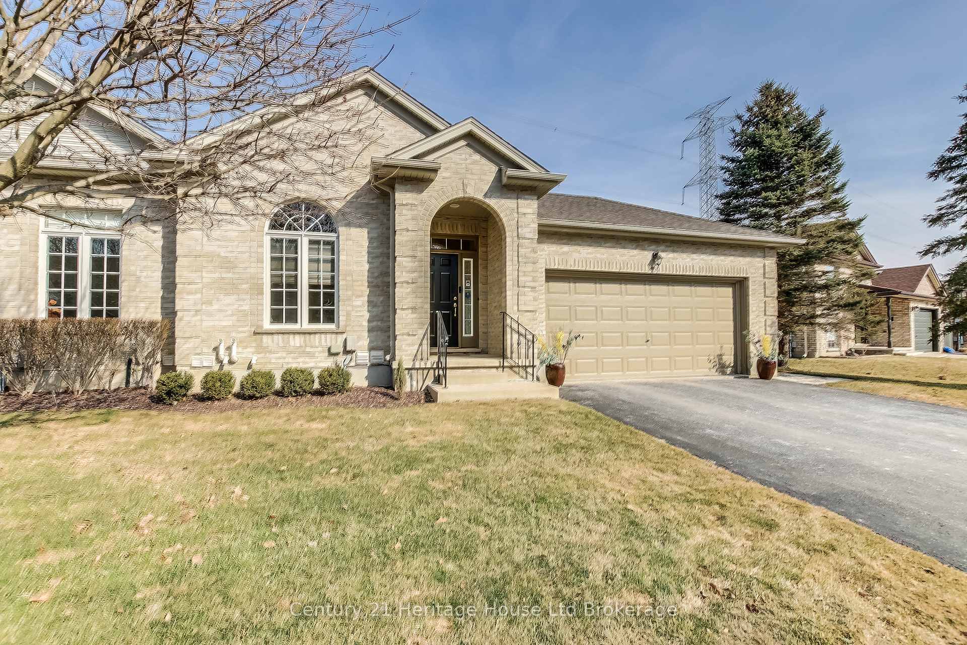Property Photo: 87 Donker Street 24 ON N5P 4L2