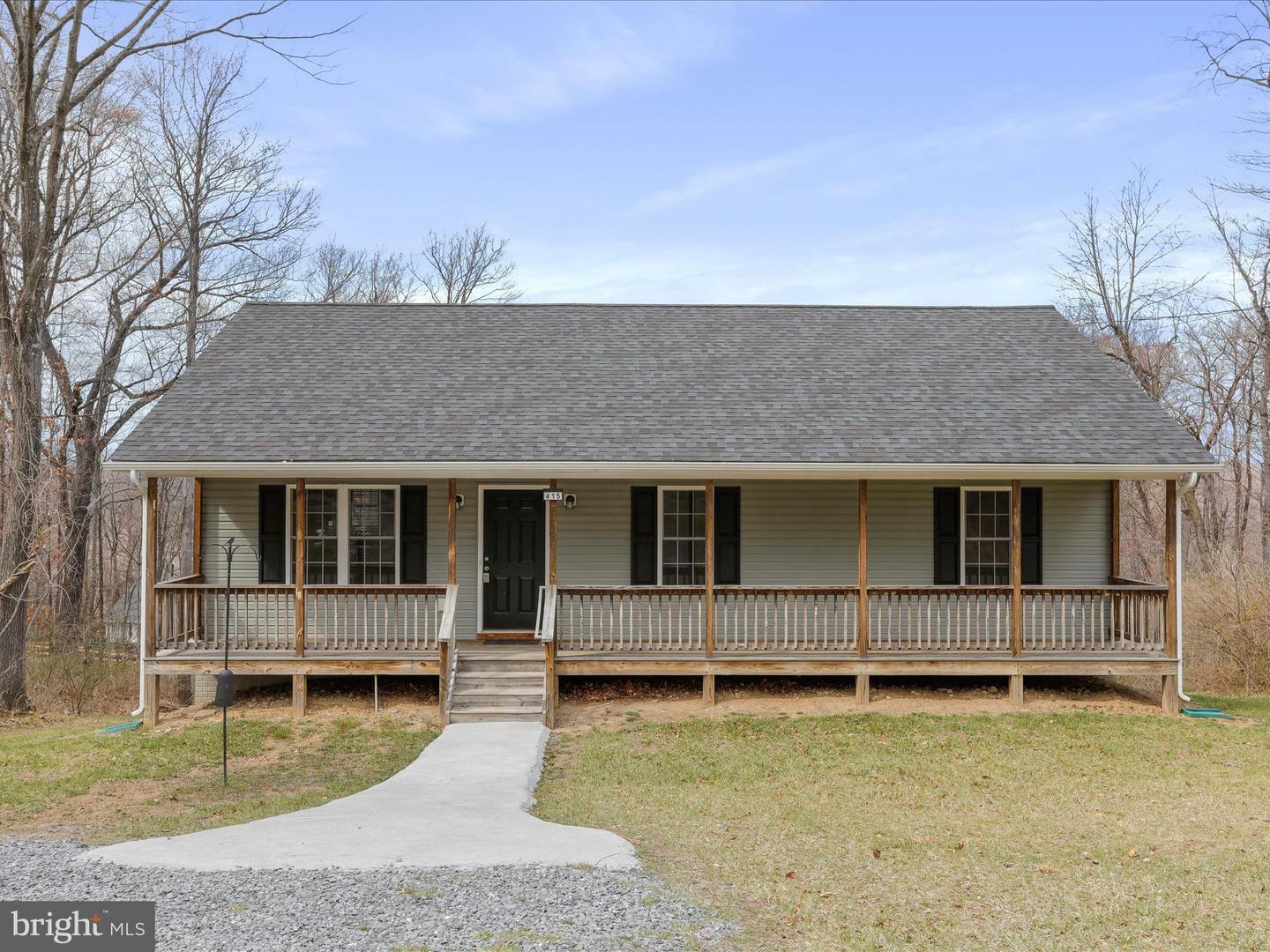 Property Photo: 415 Pine Ridge Drive VA 22630