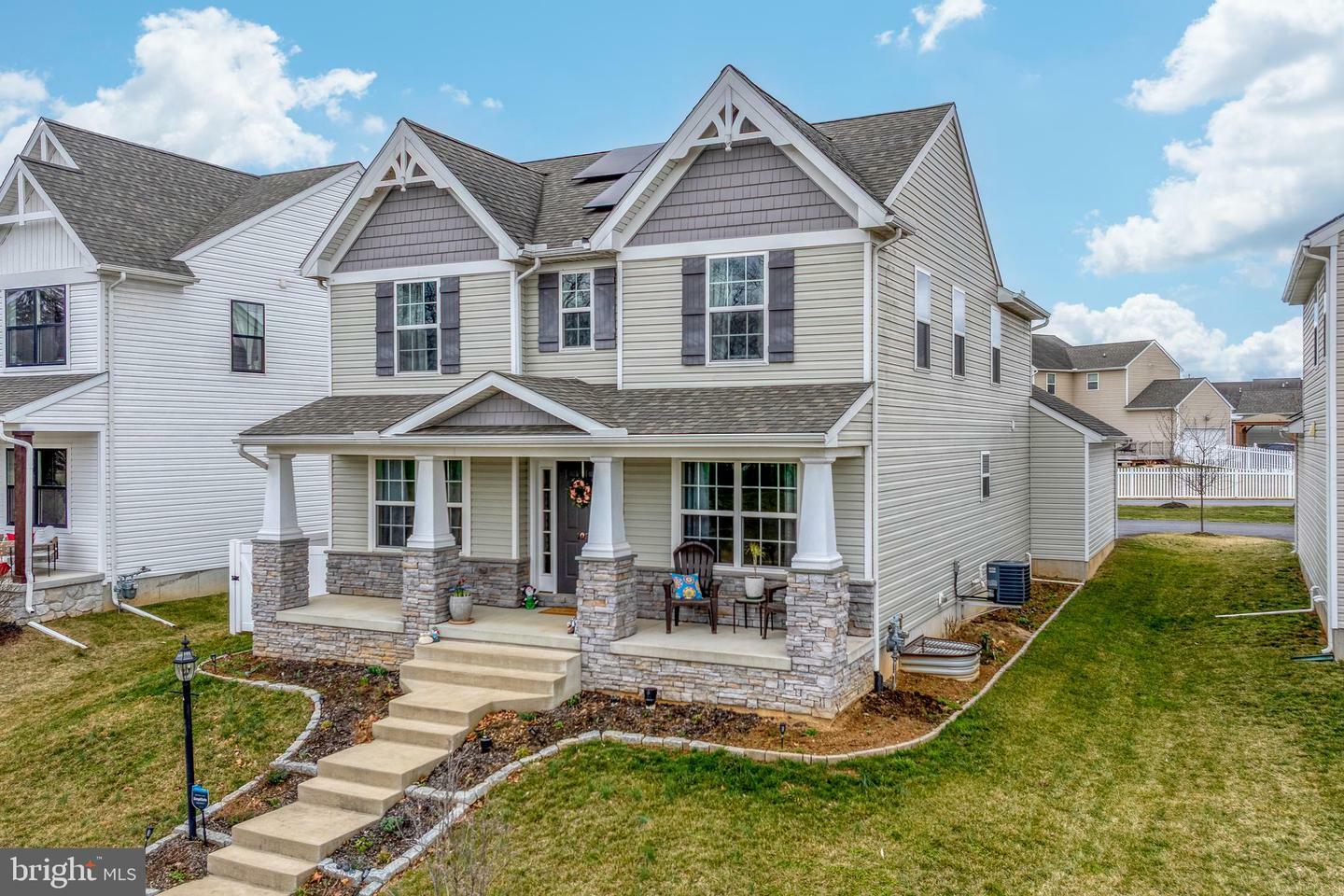 Property Photo: 105 Honeysuckle Drive PA 17547