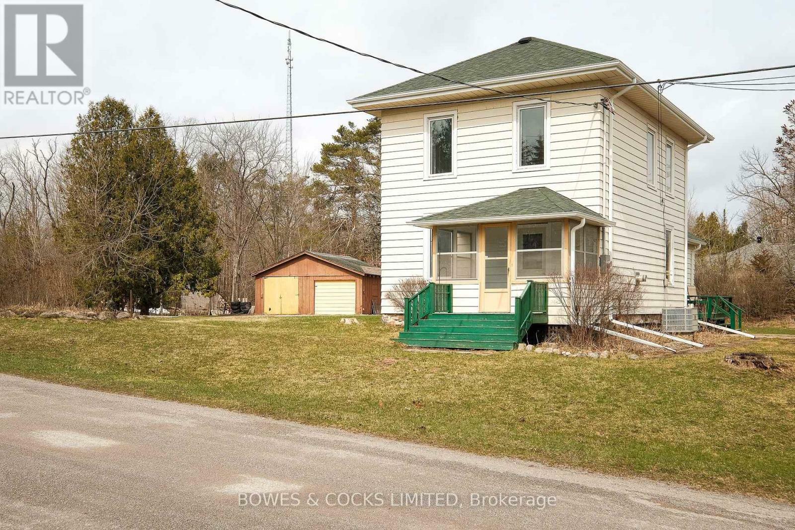 2744 Chalmers Avenue  Selwyn ON K0L 3G0 photo