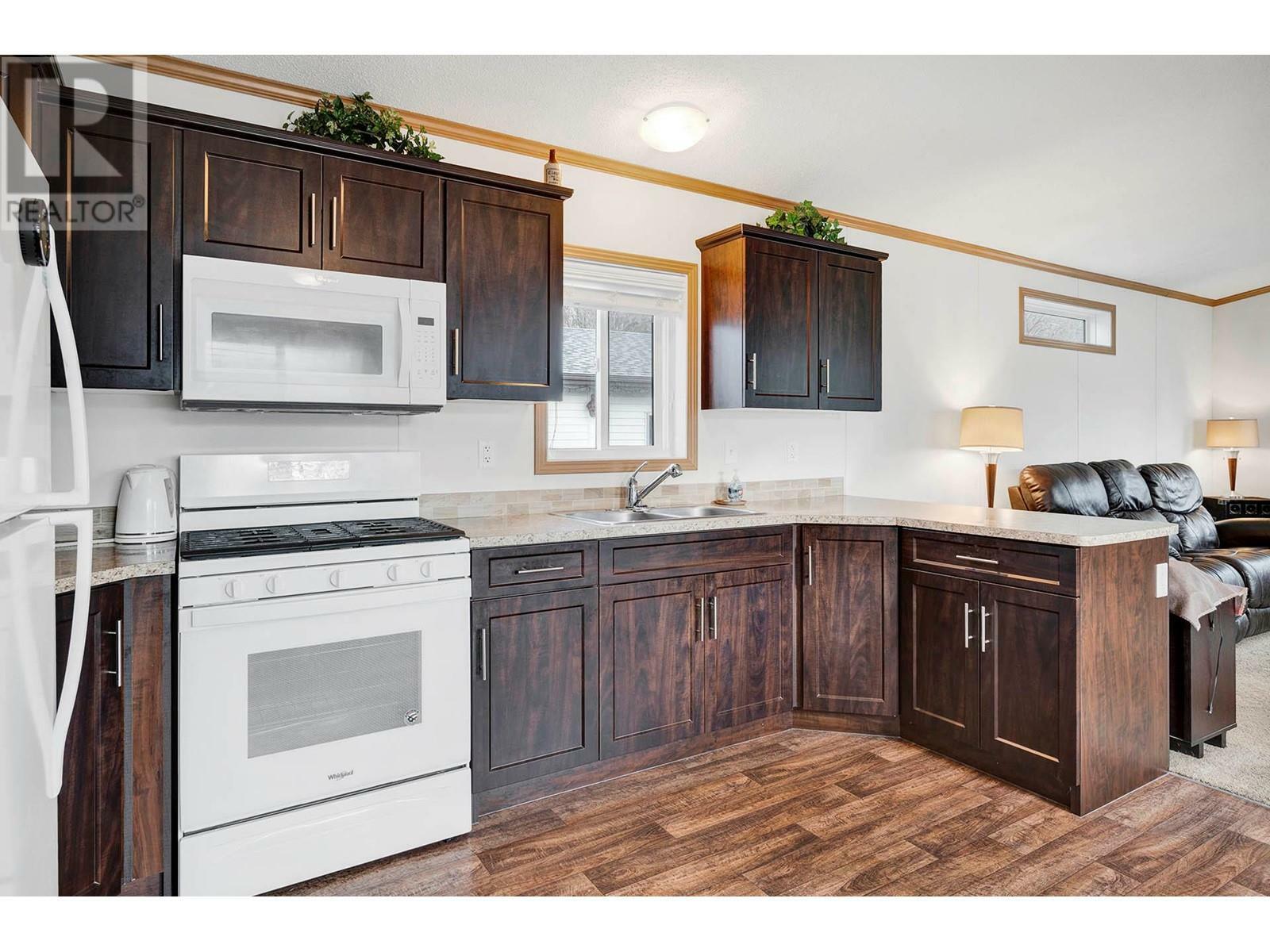 Property Photo: 1317 Bostock Cres Crescent BC V0E 2P0