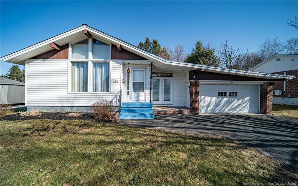 102 Bruce Street  Fredericton NB E3A 1X8 photo