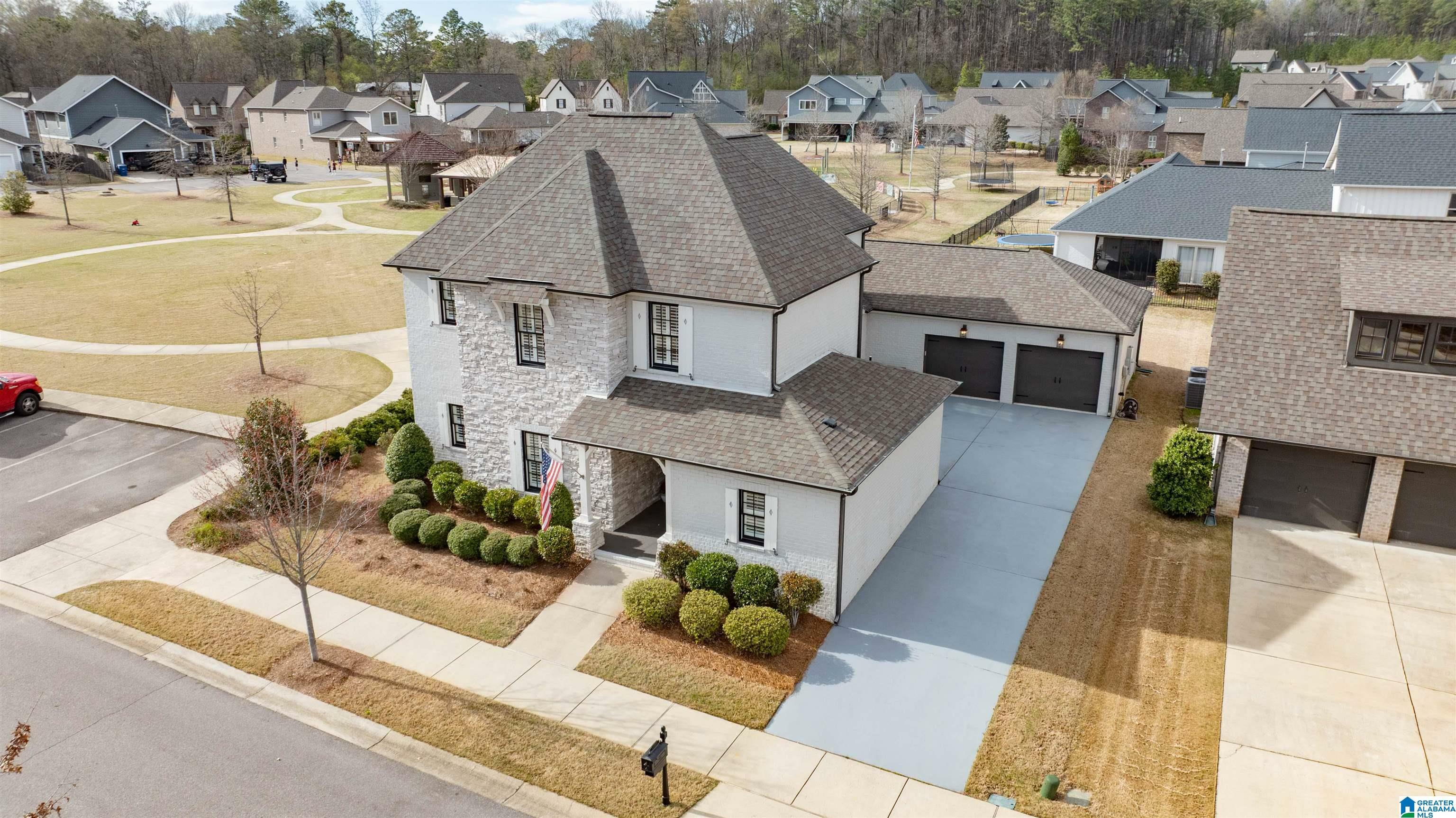Property Photo: 4461 Tuckahoe Lane AL 35226