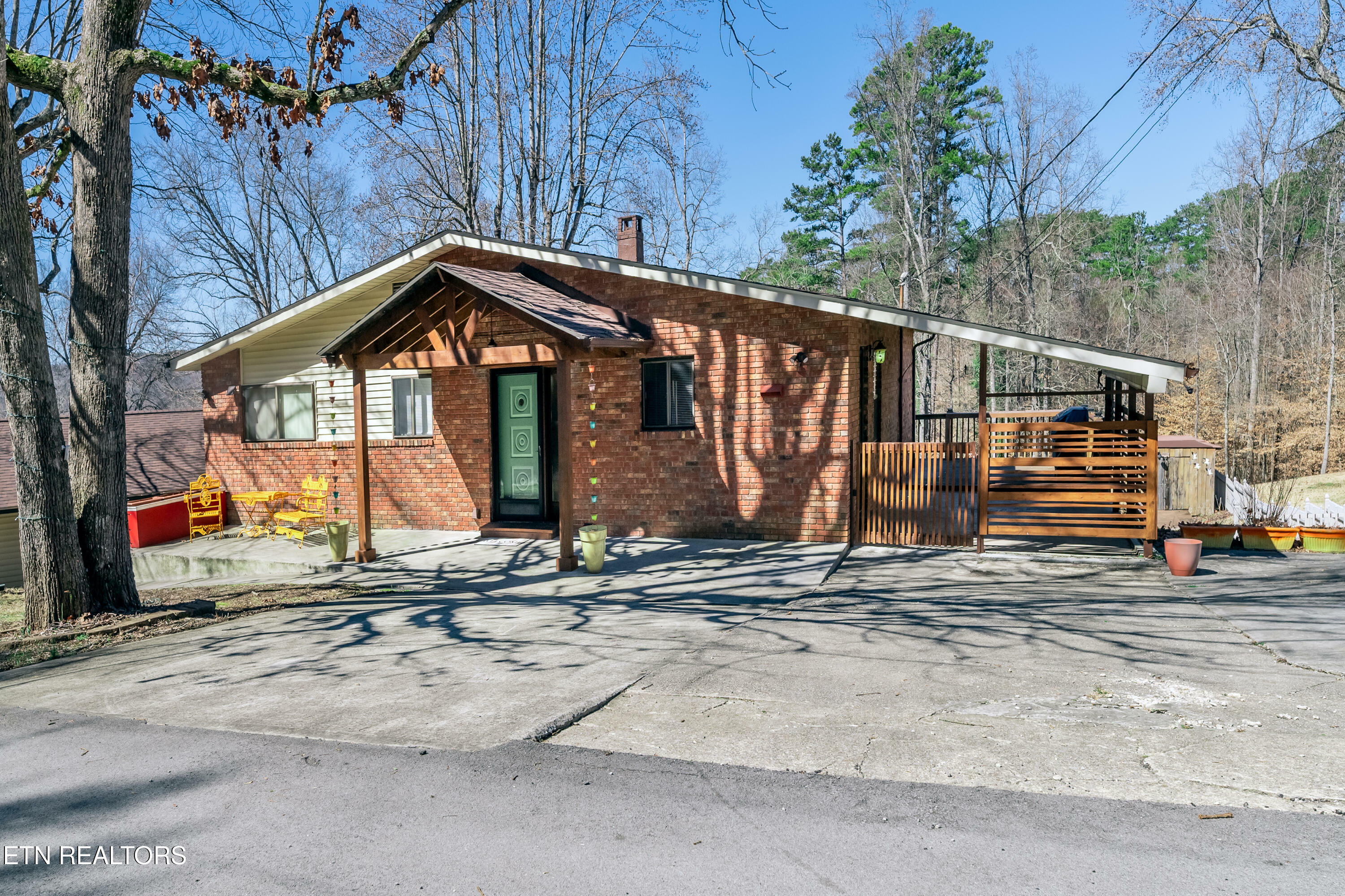 112 Victoria Rd  Kingston TN 37763 photo