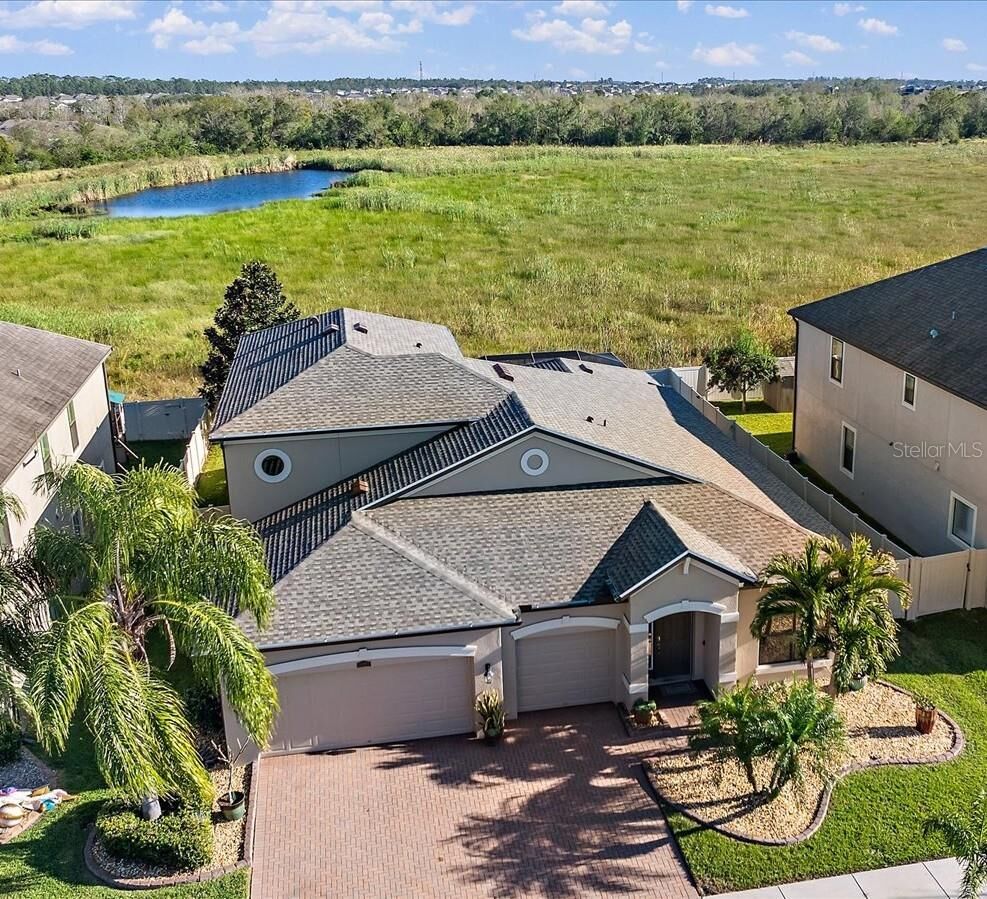 Property Photo: 13325 Sunset Shore Circle FL 33579