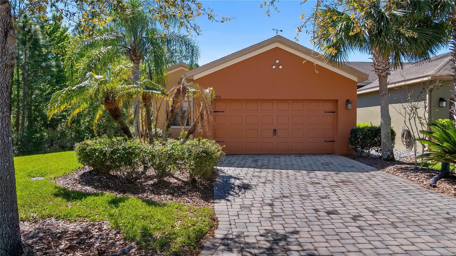 Property Photo: 906 Shady Canyon Way FL 34759