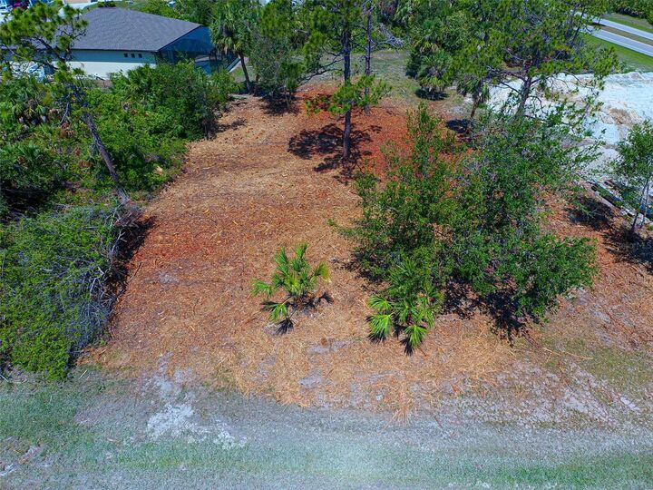 Property Photo:  116 Redwood Road  FL 33947 