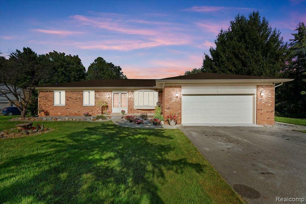 1470 Long Lake Drive  Brighton MI 48114 9637 photo