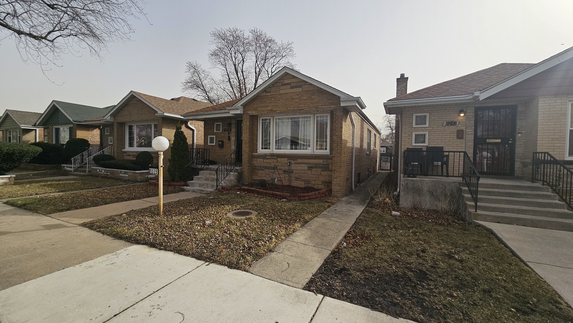 Property Photo: 9039 S Phillips Avenue IL 60617