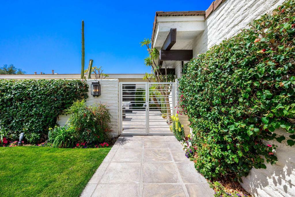 Property Photo: 44837 Oro Grande Circle CA 92210