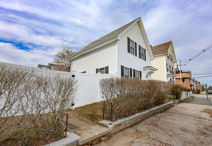 Property Photo:  252 Notre Dame Avenue  NH 03102 