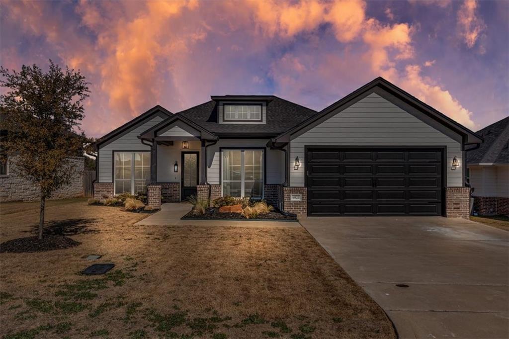 Property Photo:  9921 Bridlewood Lane  TX 76708 