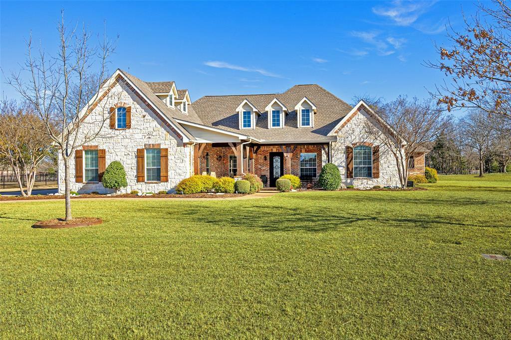 Property Photo: 5805 Bracknell Drive TX 75002