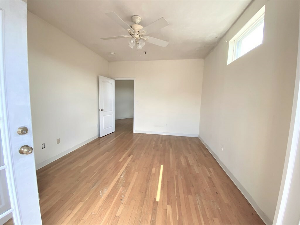 Property Photo: 22 Bow Street 3 MA 02143