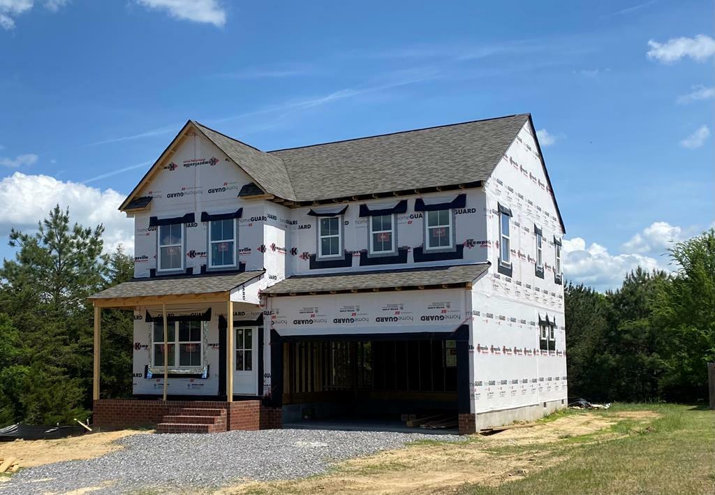 Property Photo: 100 Pine Ridge Ln VA 23901