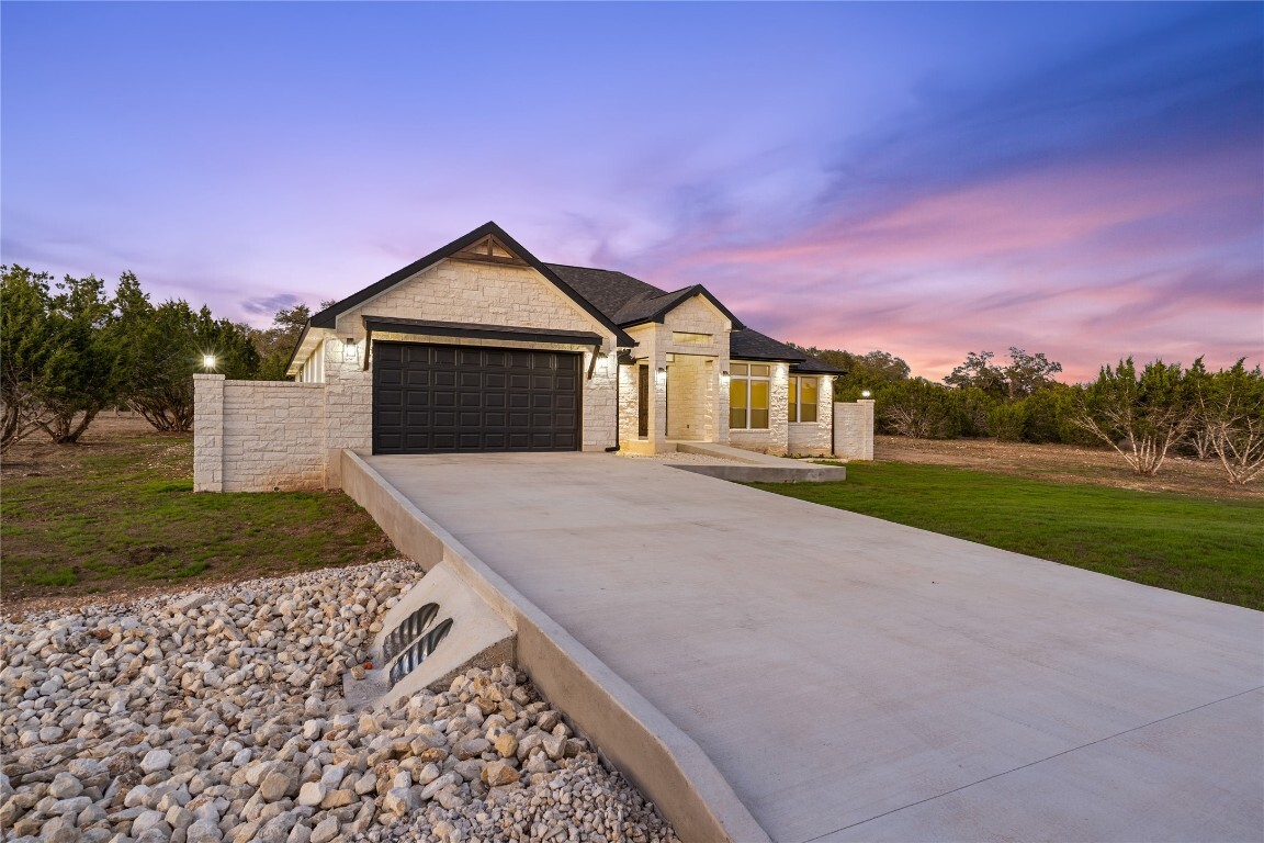 Property Photo: 122 Liberty Bell Lane TX 78623