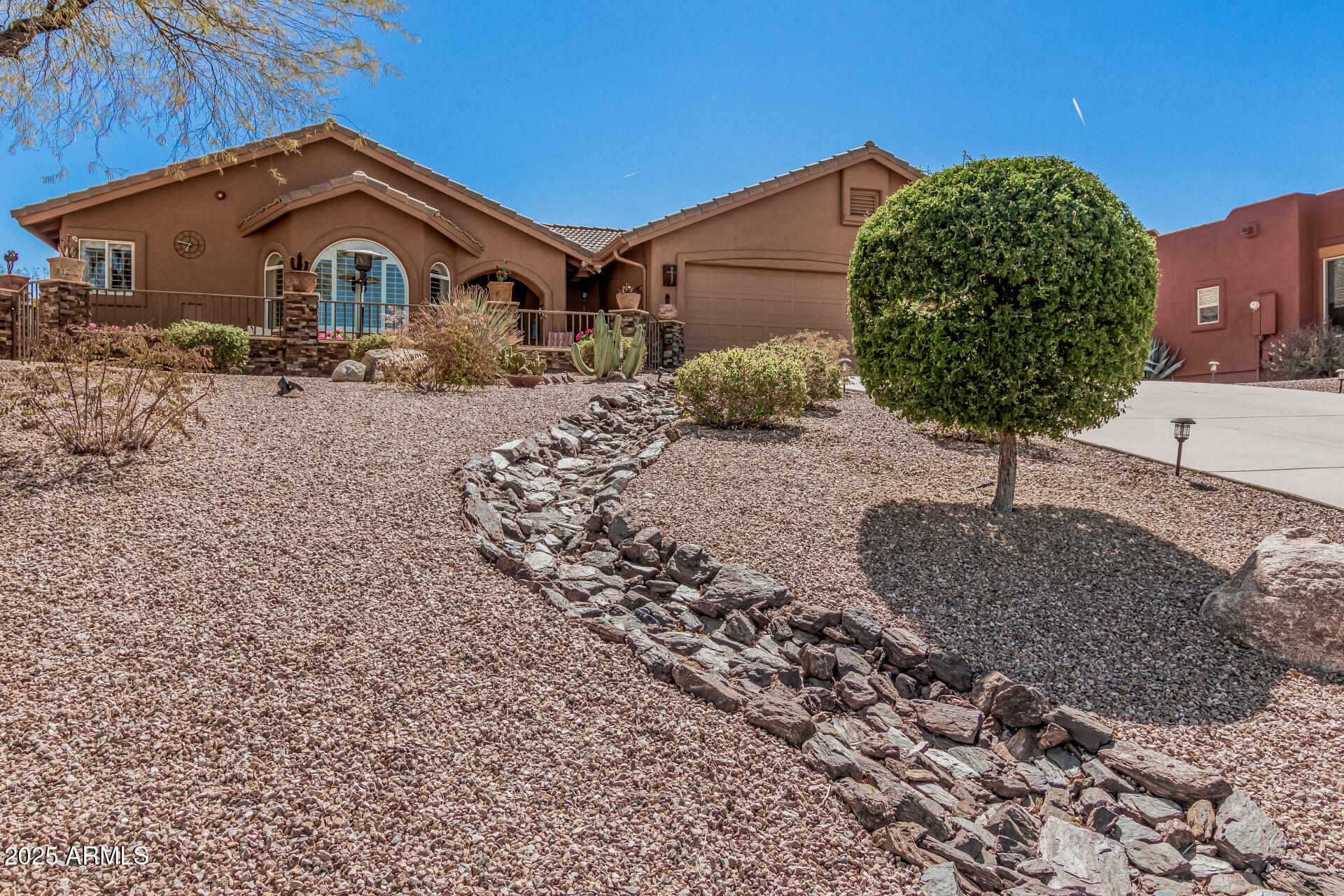 Property Photo: 16533 E Briarwood Drive AZ 85268