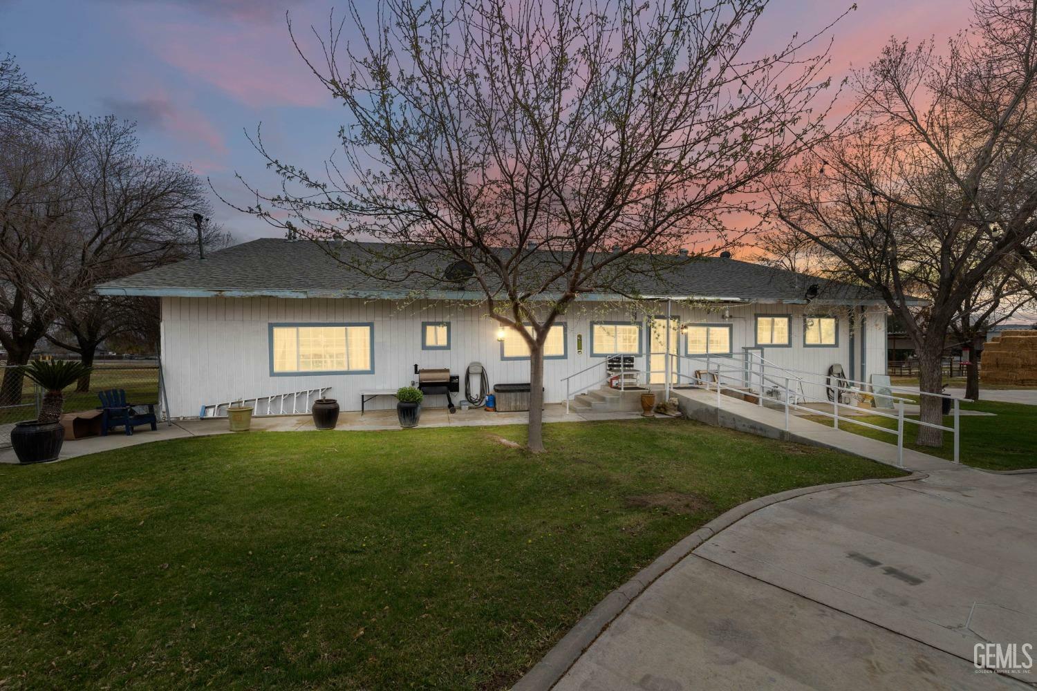 Property Photo: 28106 Highway 119 CA 93268
