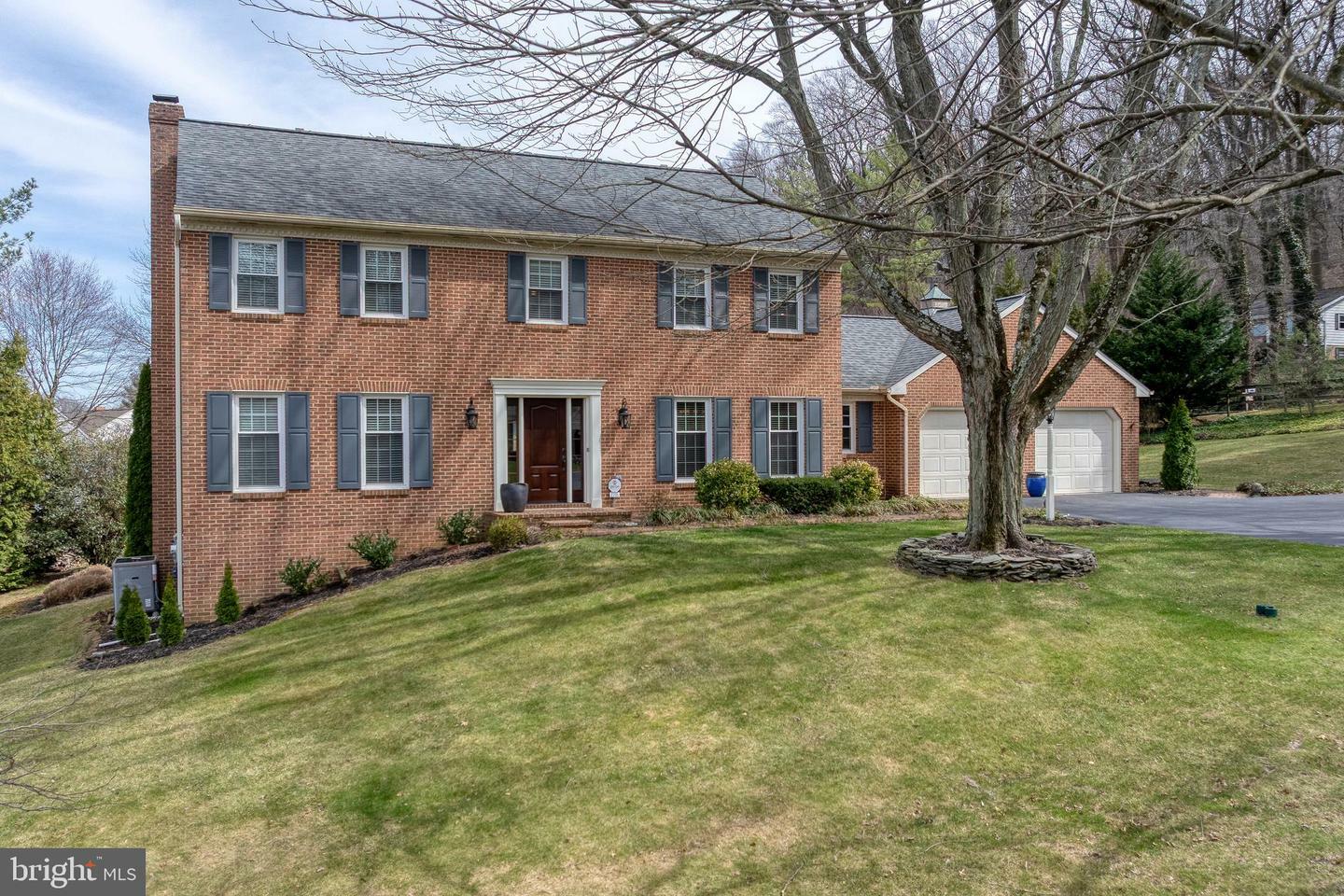 Property Photo: 2705 Spring Valley Road PA 17601