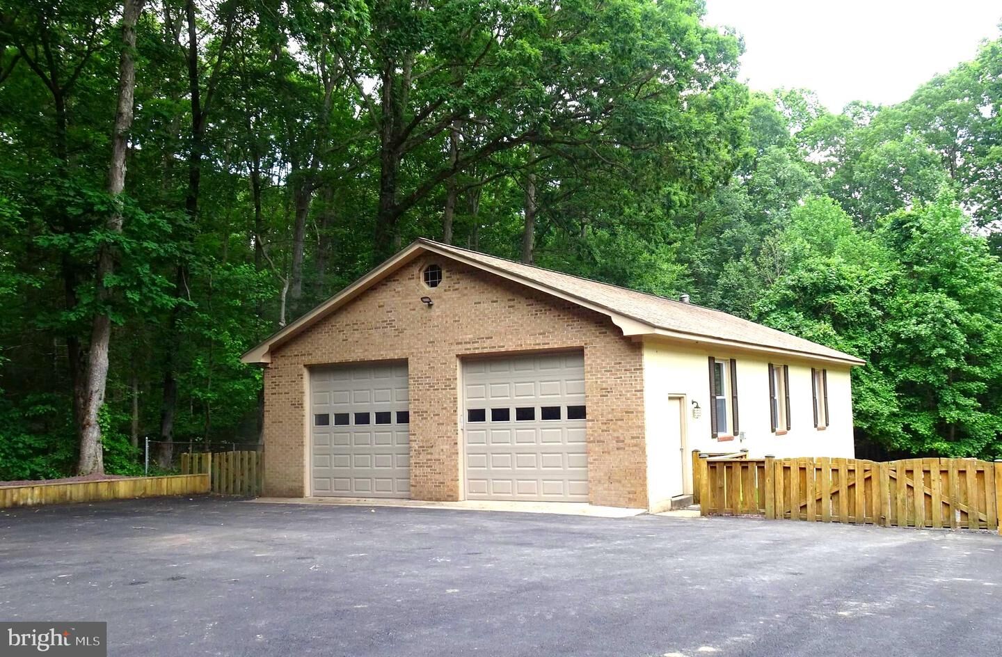 Property Photo:  3842 Stoneybrook Road B  MD 20695 