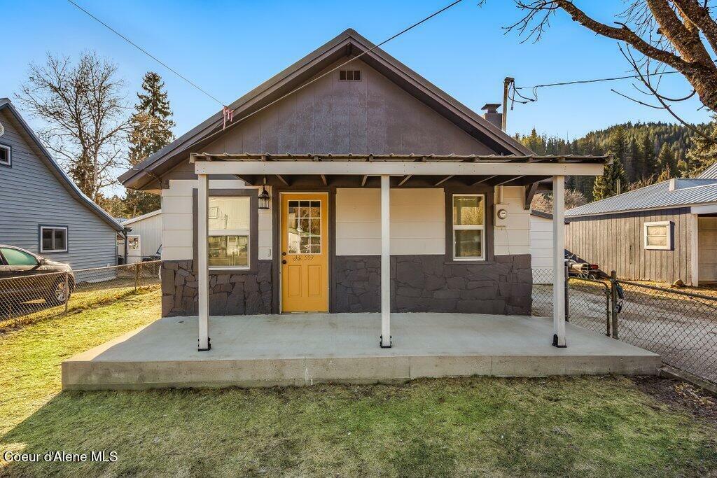 509 B St  Pinehurst ID 83850 photo