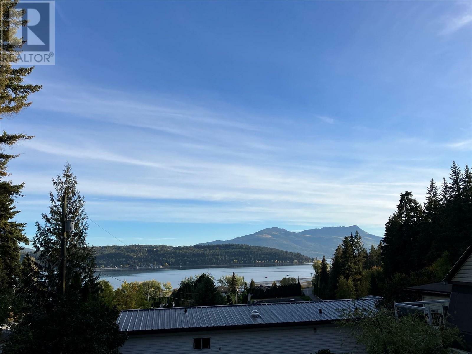Property Photo: 3959 Sunnybrae Canoe Point Road 4 BC V0E 2X1