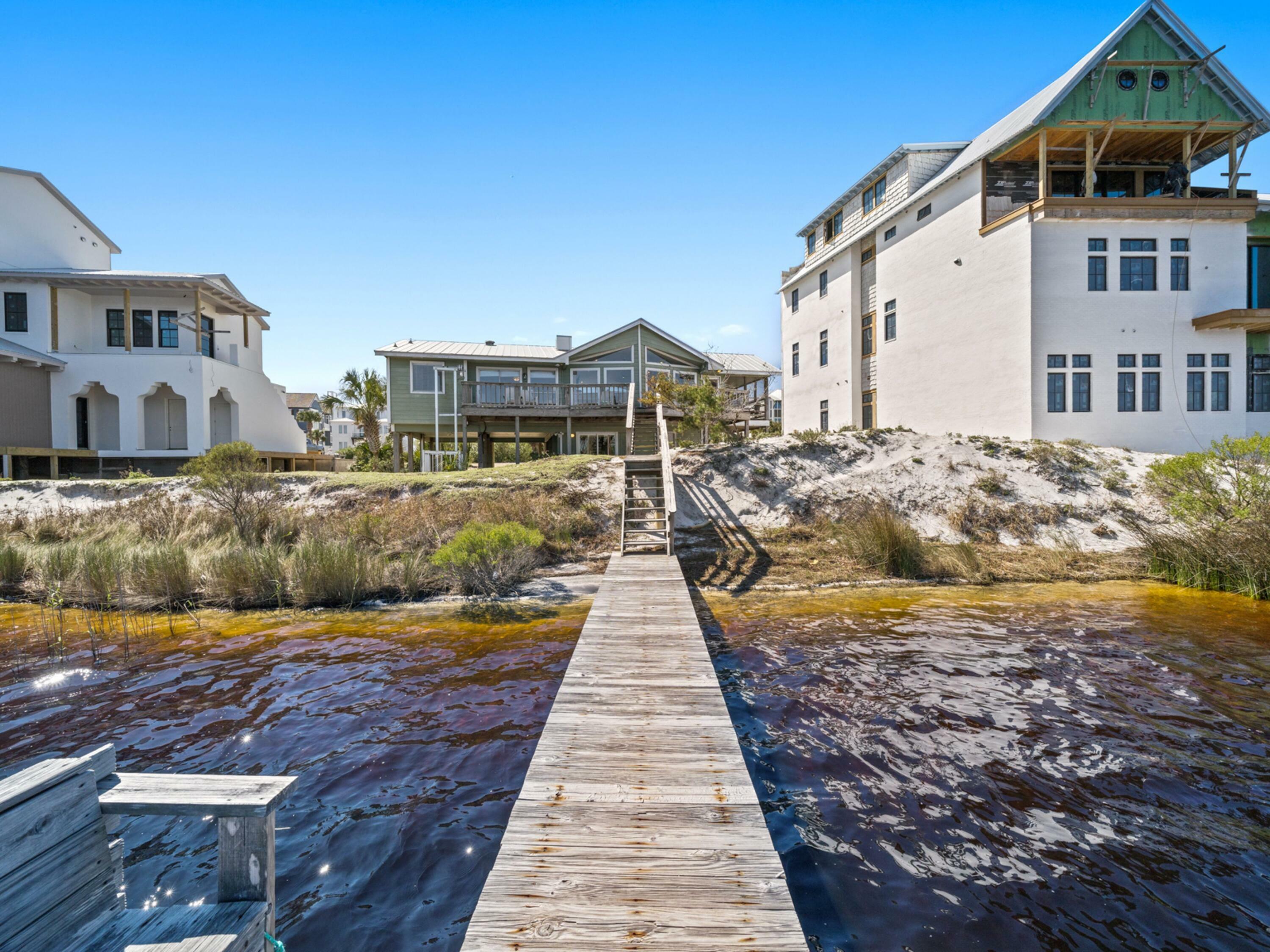 Property Photo: 108 San Roy Road FL 32459