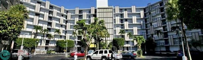 Property Photo: 20400 W Country Club Dr 310 FL 33180