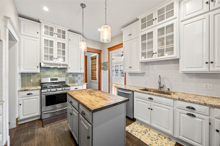 Property Photo: 726 18th Street IA 50314