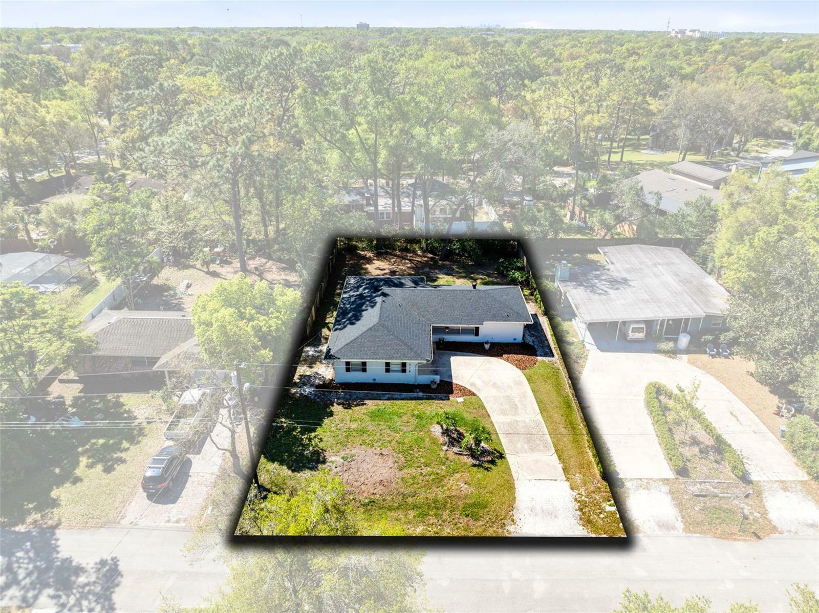 Property Photo: 1338 Franklin Street FL 32701