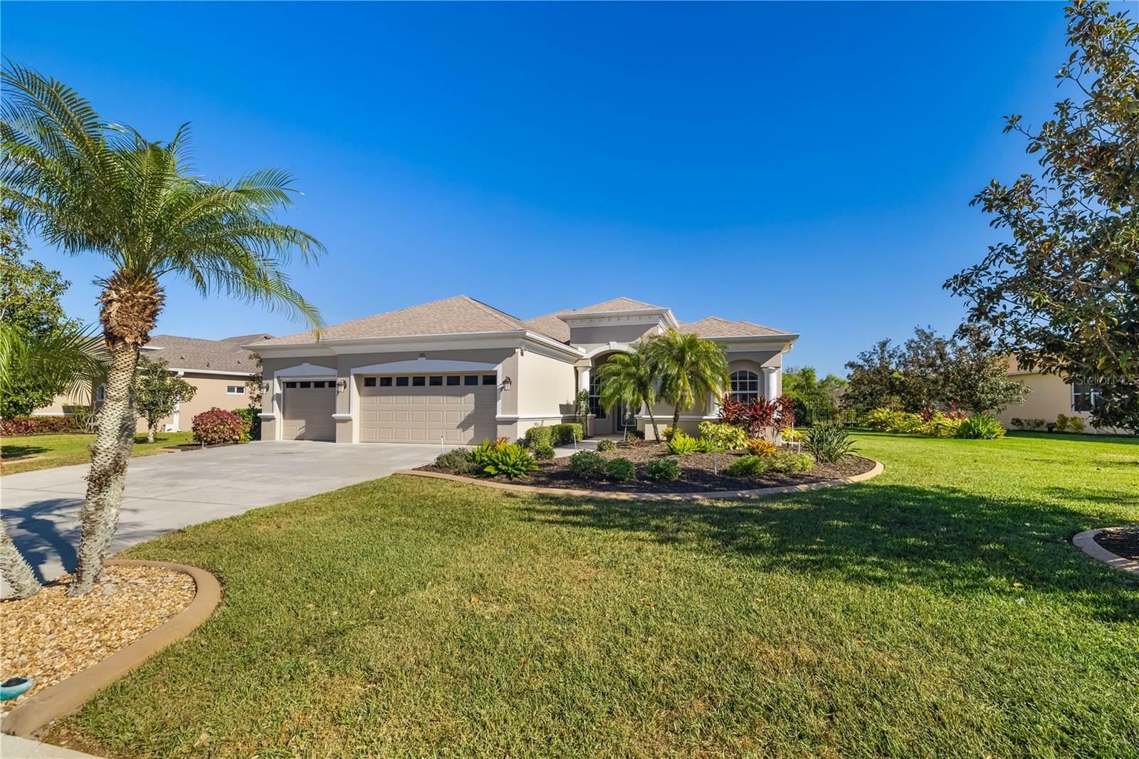 Property Photo: 391 Snapdragon Loop FL 34212