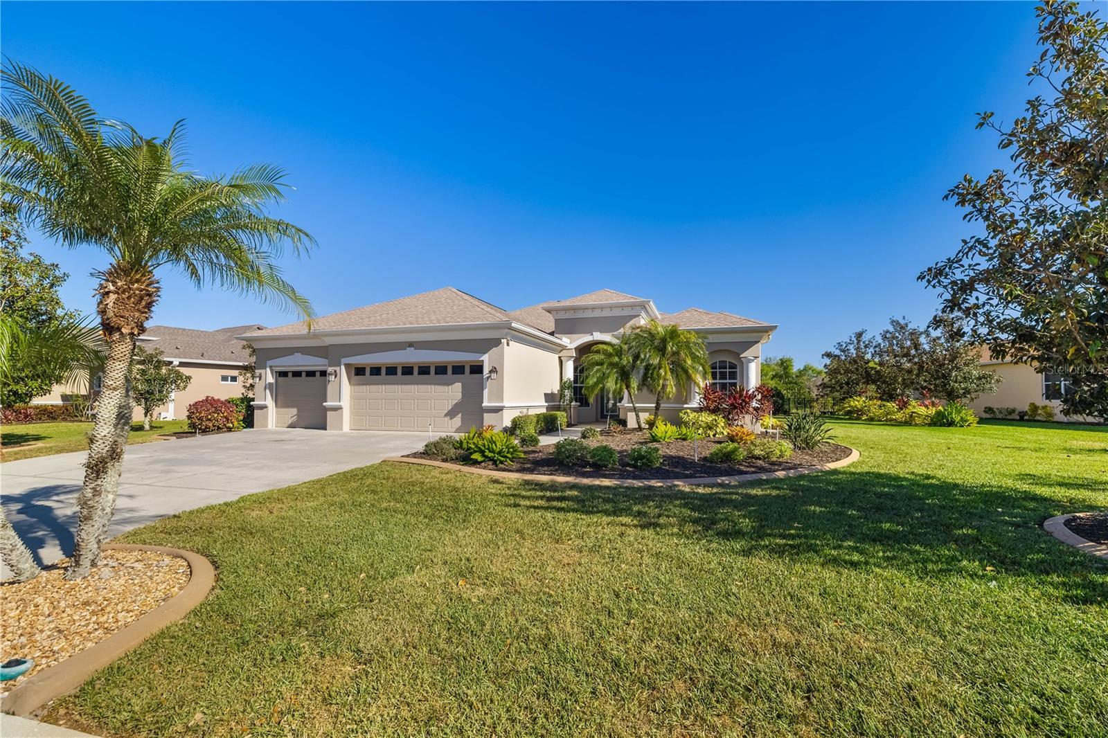 Property Photo: 391 Snapdragon Loop FL 34212