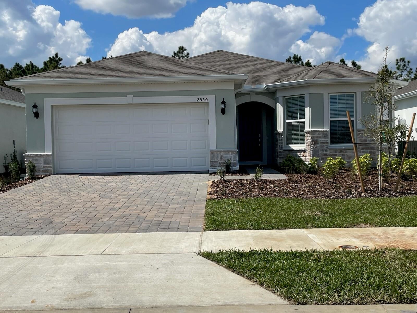 Property Photo:  2550 Del Webb Drive  FL 34715 