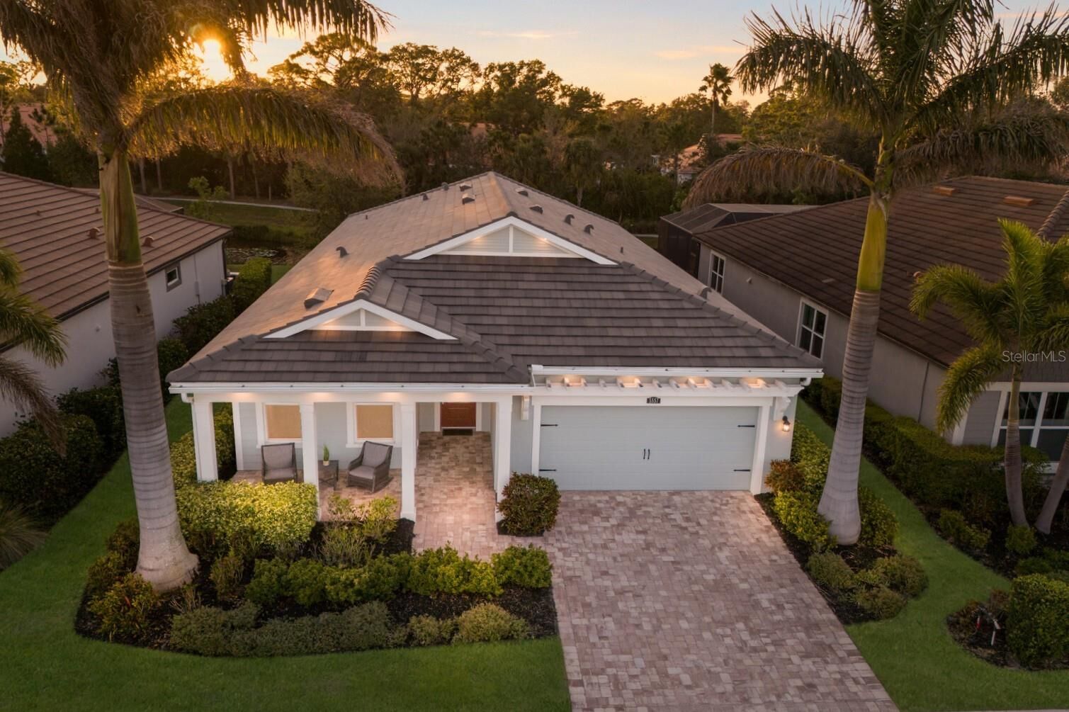 Property Photo: 5557 Long Shore Loop FL 34238